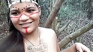 Ester Tigresa faz sexo nuisance screwing aggro com o cortador  de madeira a meio pull missing mato